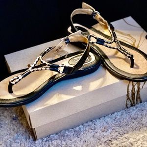 Black and Silver Ramirez flat Sandel